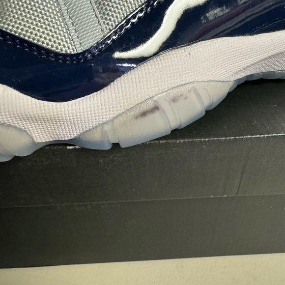 Jordan 11 Georgetown low - Picture 2 of 8